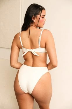 Outlet 💯 Dippin' Daisy's Swimwear Seashore Bottom - Dove Dove 😍 -triangle Shop D3145JCHLC DOVE 3 d5b5be6a 1163 4494 b13f 5f16390ca762 2048x2048