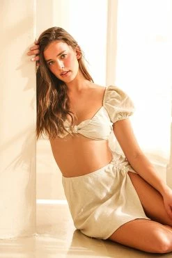 New 👏 Dippin' Daisy's Marla Top - Natural Natural 🥰 -triangle Shop D5060JRLOD NTRL 3 2048x2048