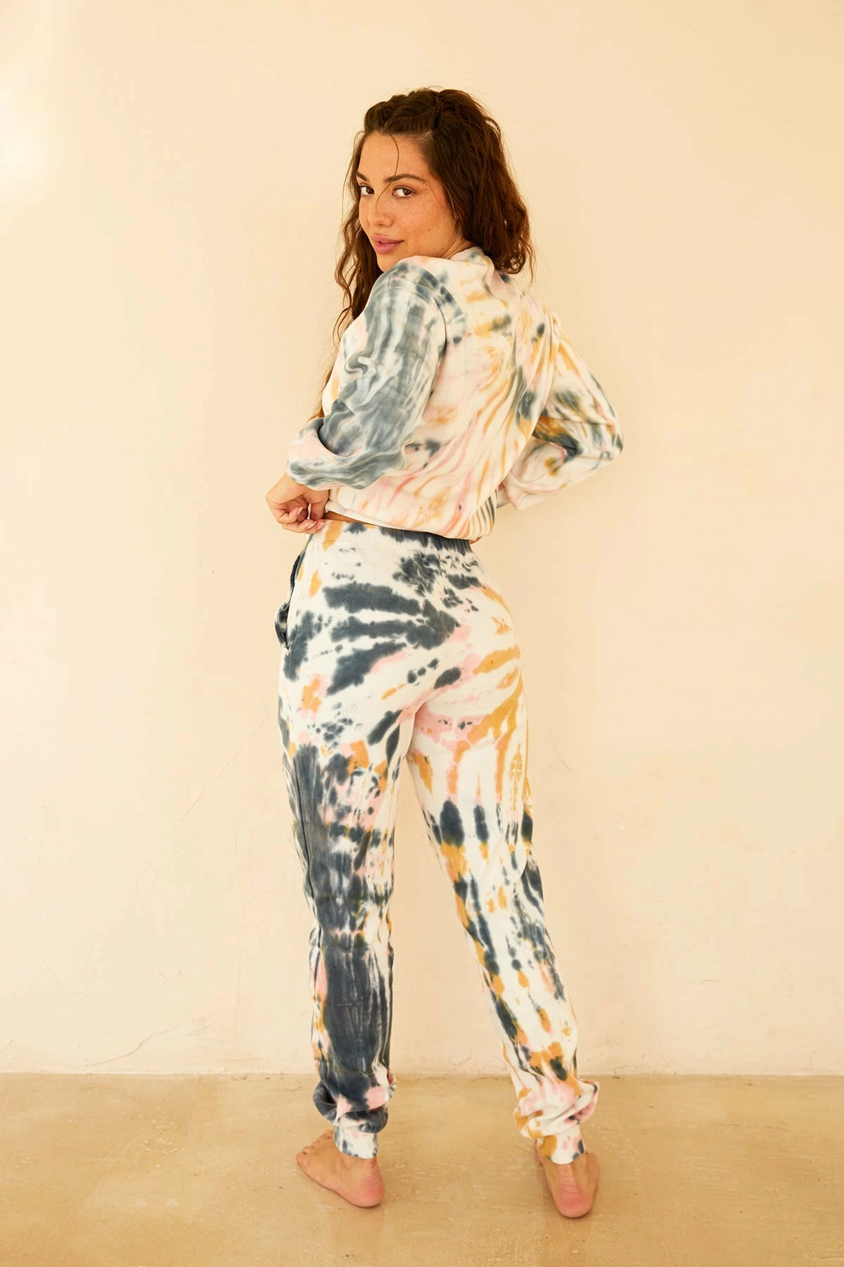 Flash Sale ๐ Dippin' Daisy's DD Wave Crewneck - Aurora Tie Dye Aurora Tie Dye โญ 6 Flash Sale ๐ Dippin' Daisy's DD Wave Crewneck - Aurora Tie Dye Aurora Tie Dye โญ - Image 6