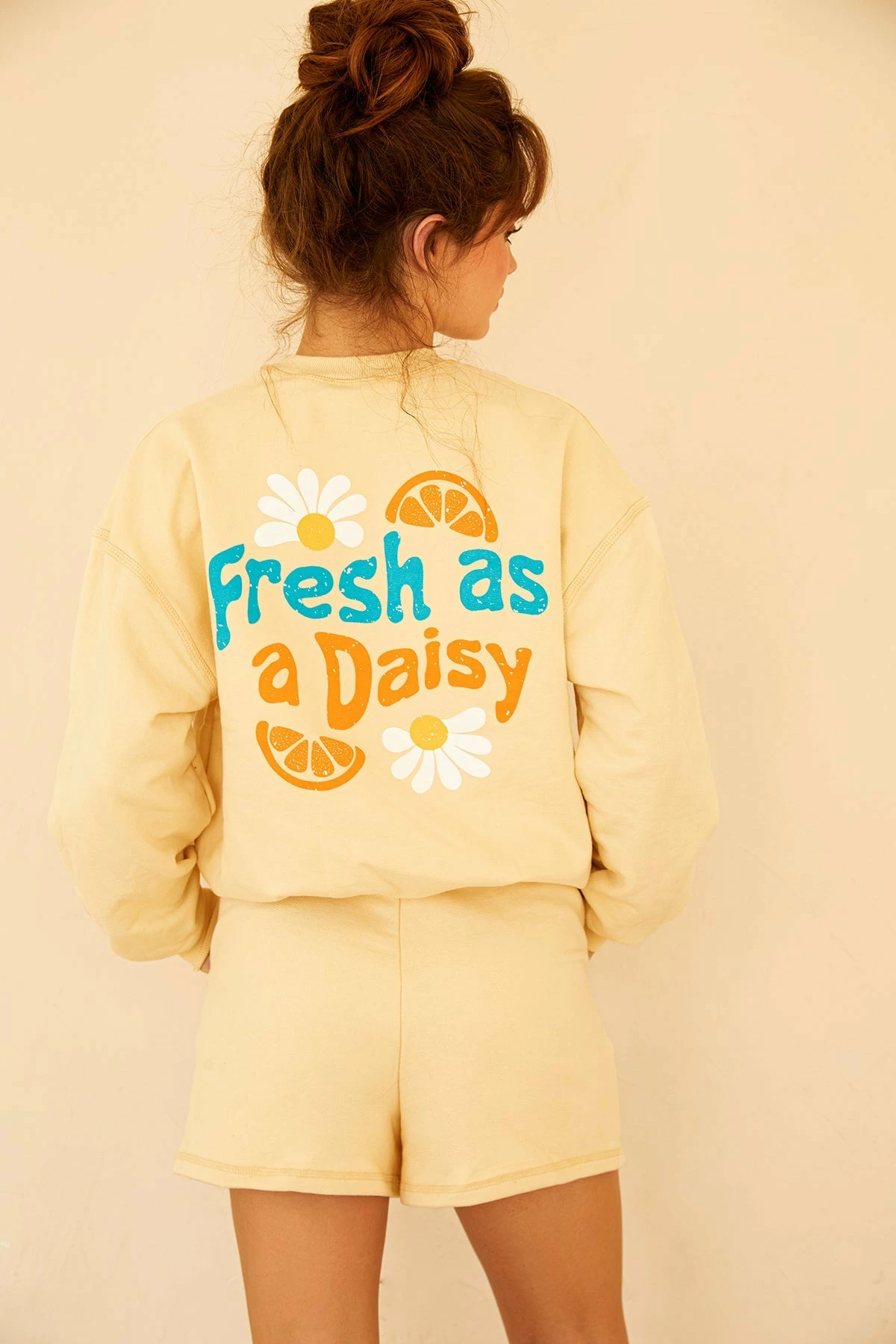 Brand new โ๏ธ Dippin' Daisy's Fresh As A Daisy Crewneck ๐งจ 3 Brand new โ๏ธ Dippin' Daisy's Fresh As A Daisy Crewneck ๐งจ - Image 3