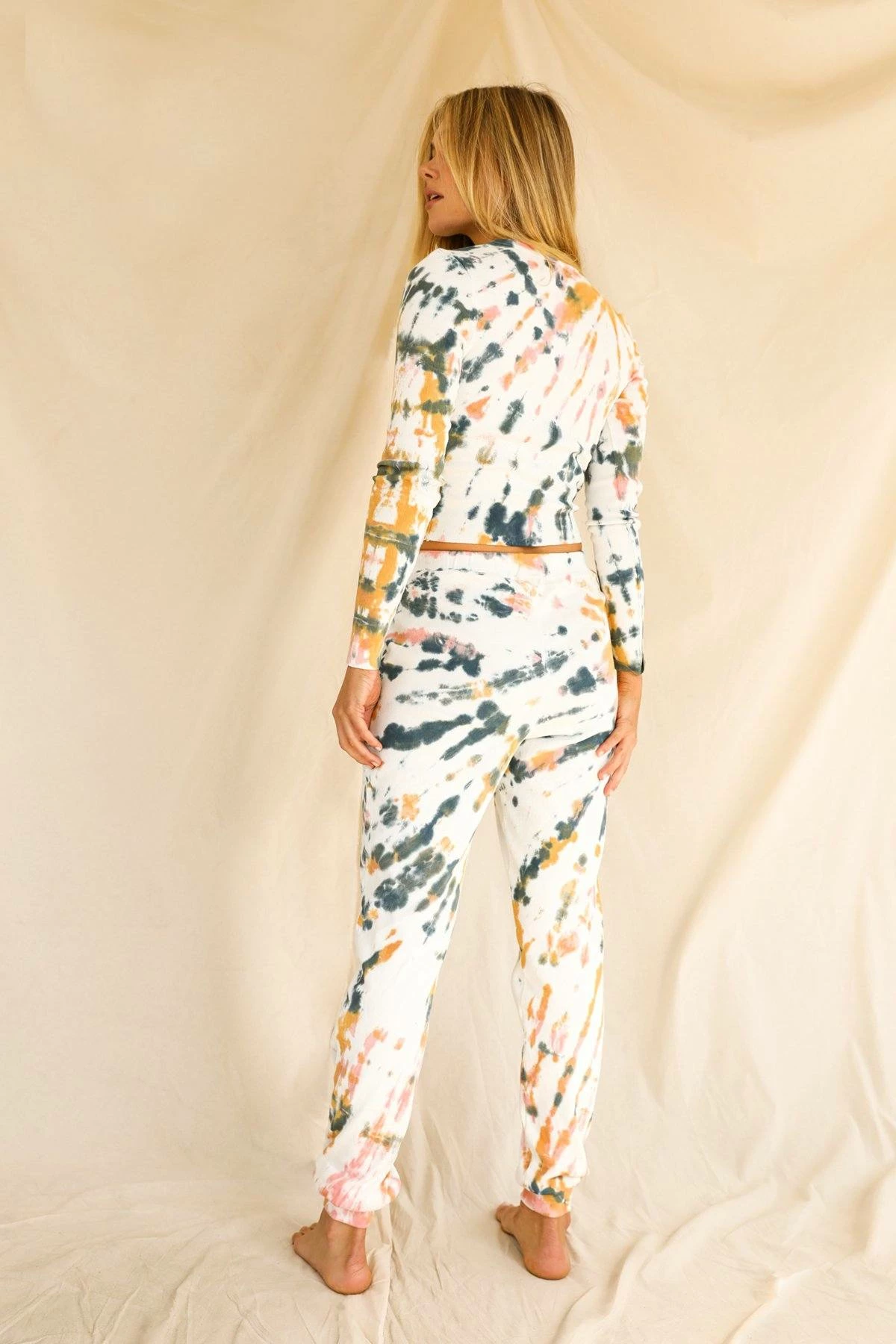 Best deal π Dippin' Daisy's Swimwear Out And About Pant - Aurora Tie Dye Aurora Tie Dye π 4 Best deal π Dippin' Daisy's Swimwear Out And About Pant - Aurora Tie Dye Aurora Tie Dye π - Image 4