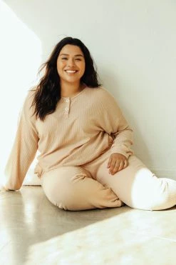 Best Pirce ๐ฏ Dippin' Daisy's Swimwear Scout Top - Nude Nude ๐