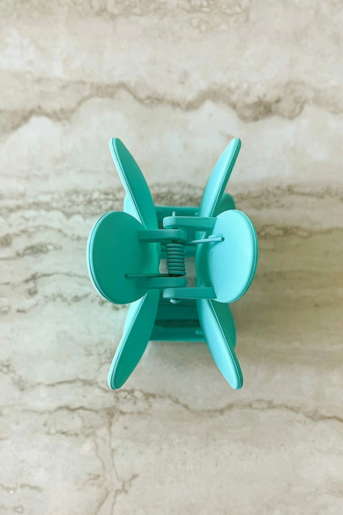 Buy ๐ฏ Dippin' Daisy's Oopsy Daisy Hair Claw Clip - Aqua Aqua ๐ 2 Buy ๐ฏ Dippin' Daisy's Oopsy Daisy Hair Claw Clip - Aqua Aqua ๐ - Image 2