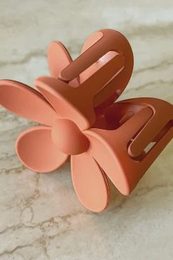 Best Sale 🧨 Dippin' Daisy's Oopsy Daisy Hair Claw Clip - Bronze Bronze ✨ -triangle Shop DQ H0002 BRNZ 3 2048x2048