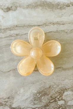 Best Sale ❤️ Dippin' Daisy's Oopsy Daisy Hair Claw Clip - Clear Vanilla Clear Vanilla 🥰