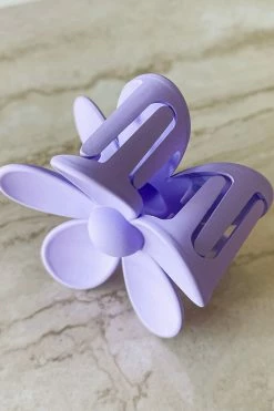 Promo ๐ฏ Dippin' Daisy's Oopsy Daisy Hair Claw Clip - Lavender Lavender โญ 5 Promo ๐ฏ Dippin' Daisy's Oopsy Daisy Hair Claw Clip - Lavender Lavender โญ -triangle Shop DQ H0002 LVDR 3 2048x2048