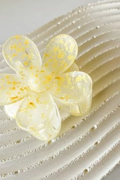 Flash Sale 😉 Dippin' Daisy's Oopsy Daisy Hair Claw Clip - Sprinkle Yellow Sprinkle Yellow 🧨 -triangle Shop DQ H0002 SYLW 4 2048x2048