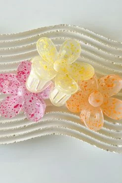 Flash Sale 😉 Dippin' Daisy's Oopsy Daisy Hair Claw Clip - Sprinkle Yellow Sprinkle Yellow 🧨 -triangle Shop DQ H0002 SYLW 5 2048x2048